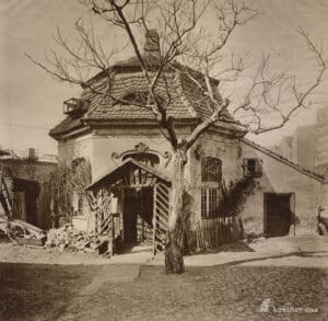 Pavilion in the garden at Albrechtstrasse No. 12