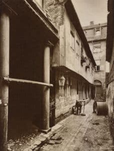 Backyard in the Fischerstrasse No. 5